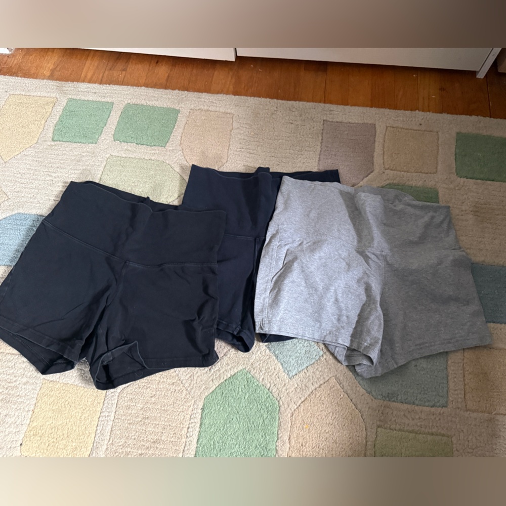 Old Navy Black Gray Maternity shorts